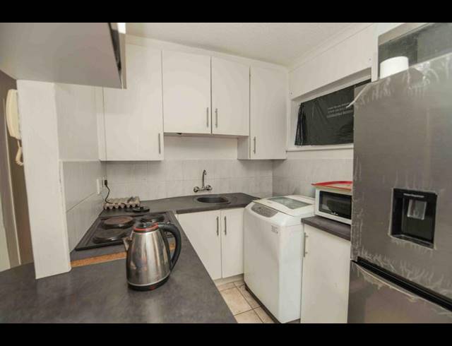 2 BEDROOM APARTMENT FOR SALE IN HUMEWOOD EXTENSION